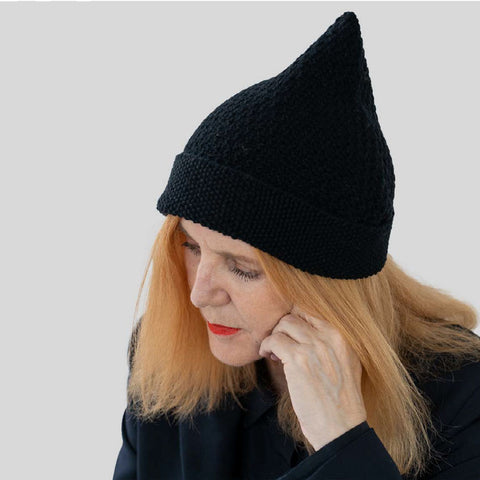 Black hand knitted womans hat. Vintage inspired. !00% pure wool